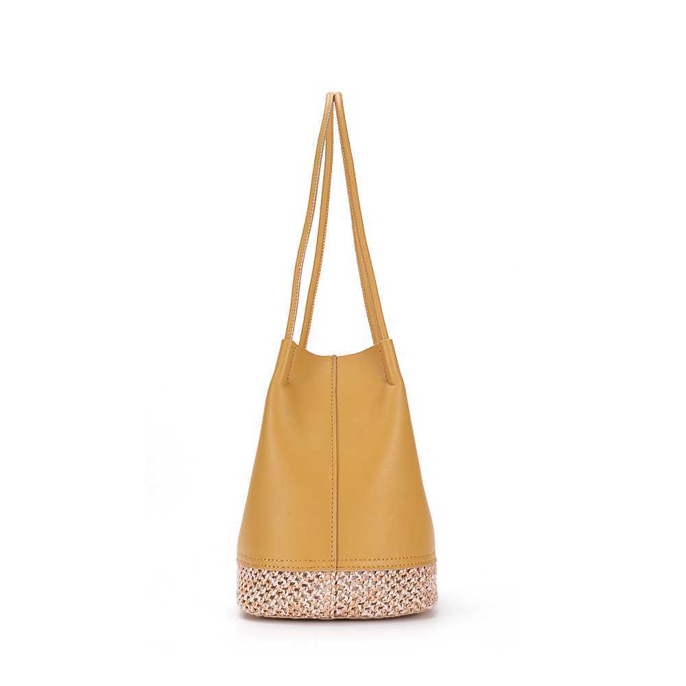 Mia Shoulder Bag